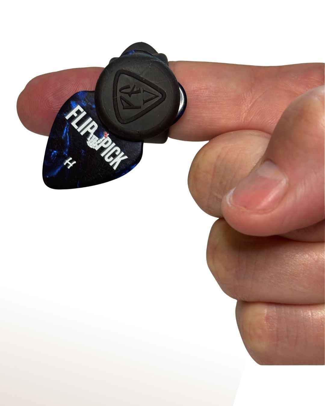 How to Switch Between a Guitar Pick and Fingerstyle