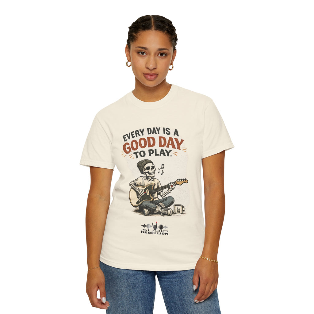 Every Day is a Good Day to Play -  Vintage Guitarist Graphic Tee